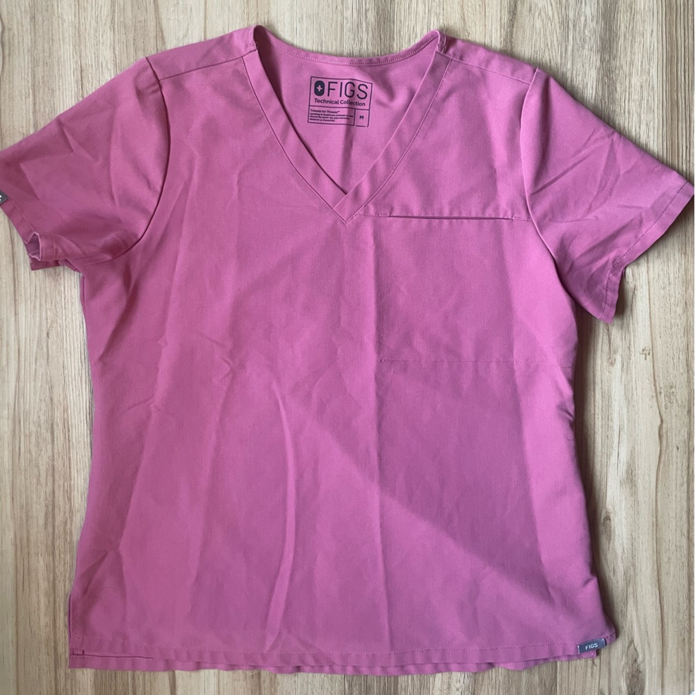 Figs Mauve V-Neck Scrub Top